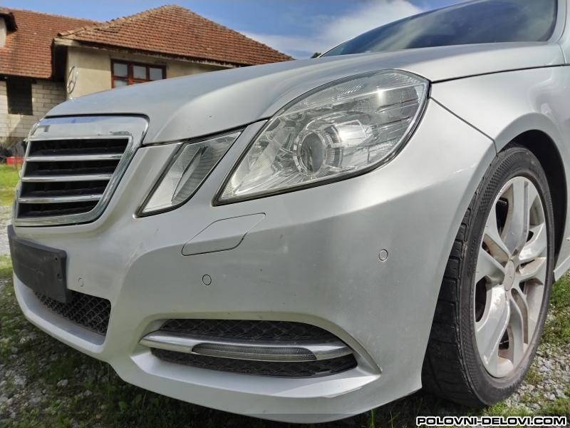 Mercedes  E 200 .E220.E250.E350. Kompletan Auto U Delovima