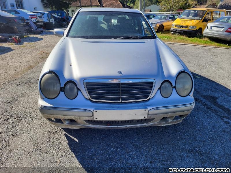Mercedes  E 200 .E220.E270.E280.E320 Kompletan Auto U Delovima