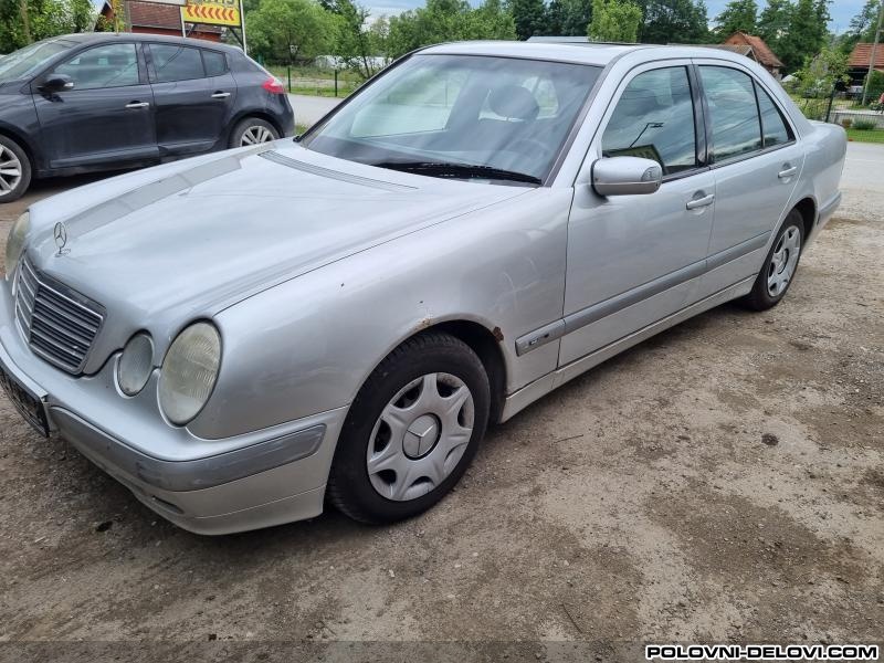 Mercedes  E 200 2.0 Benz Kompletan Auto U Delovima