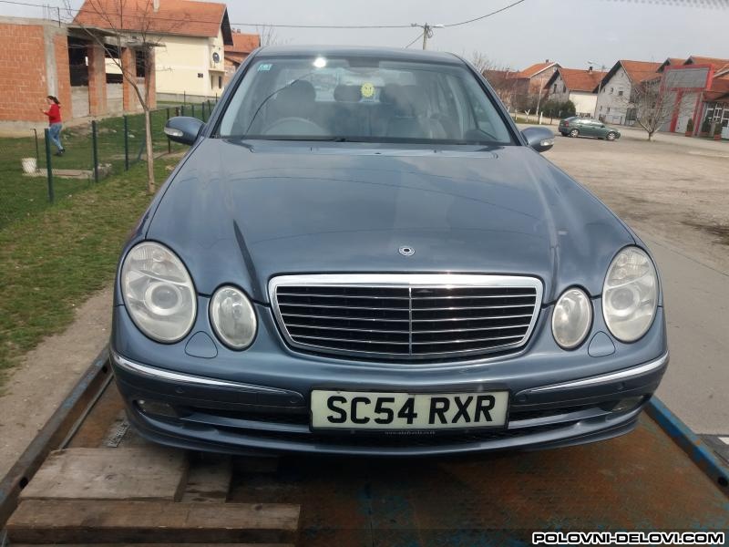 Mercedes  E 200 MERCEDES DELOVI W211 Kompletan Auto U Delovima