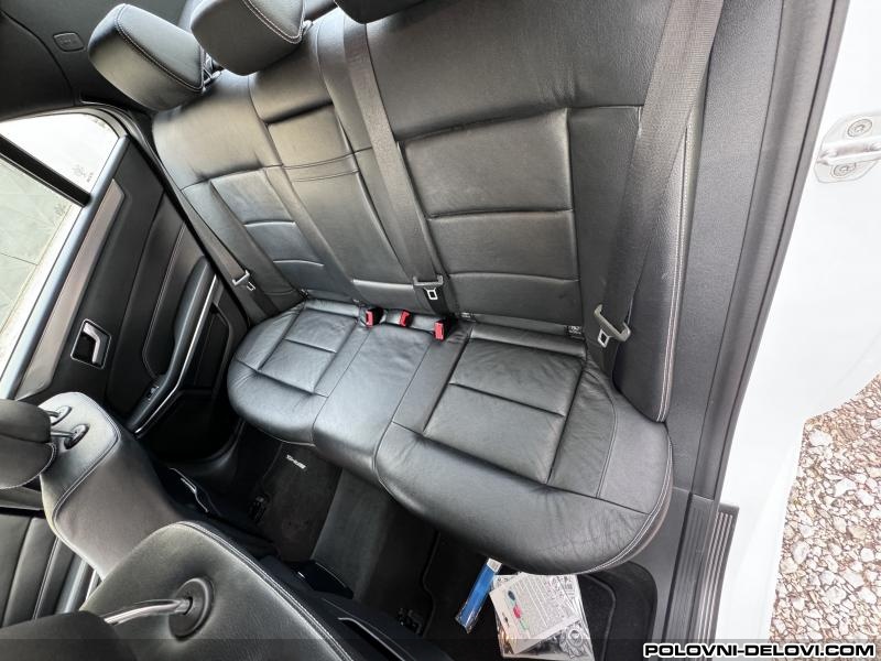 Mercedes  E 220 2.2cdi 130kw Enterijer