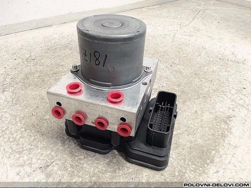 Mercedes  E 220 ABS Modul Kocioni Sistem