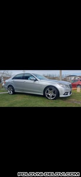 Mercedes  E 220 Cdi Kompletan Auto U Delovima