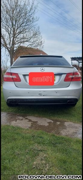 Mercedes  E 220 Cdi Kompletan Auto U Delovima