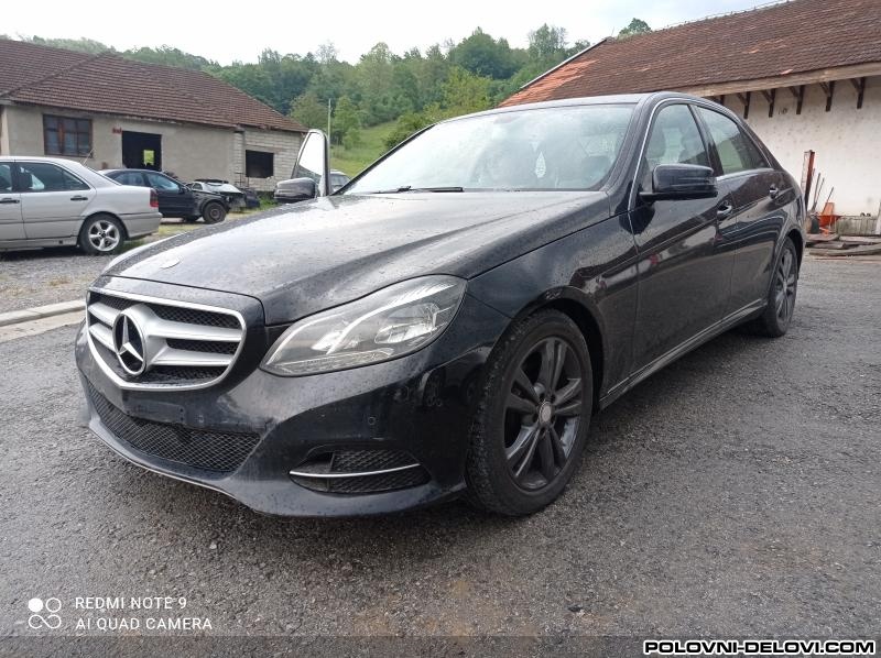 Mercedes  E 220 Cdi Restajling Kompletan Auto U Delovima