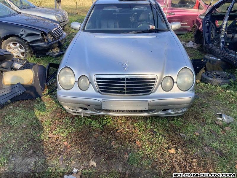 Mercedes  E 220 W210 Kompletan Auto U Delovima