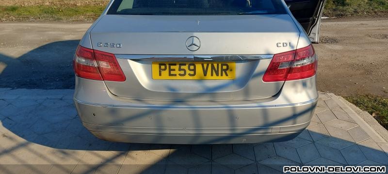 Mercedes  E 250 Cdi Kompletan Auto U Delovima
