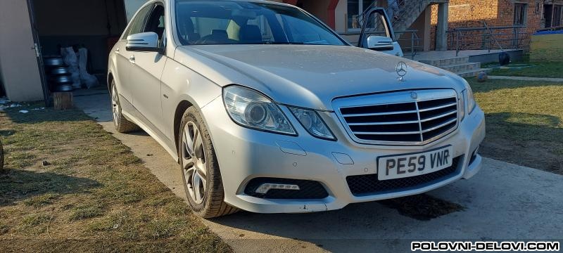 Mercedes  E 250 Cdi Kompletan Auto U Delovima