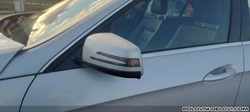 Mercedes  E 250 Cdi Kompletan Auto U Delovima