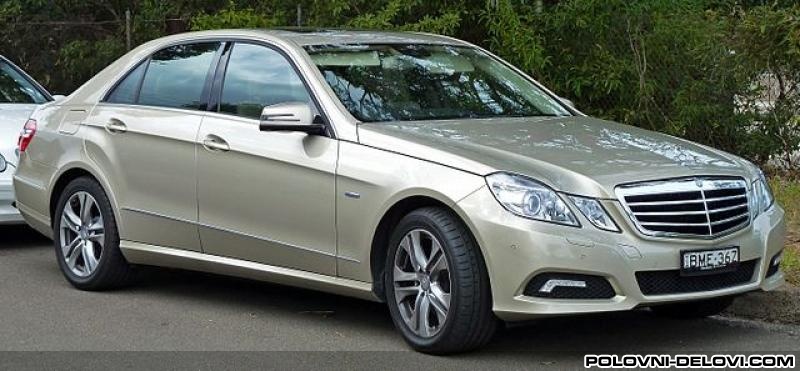 Mercedes  E 250  Kompletan Auto U Delovima