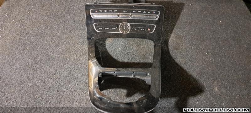 Mercedes  E A2139054403 Enterijer