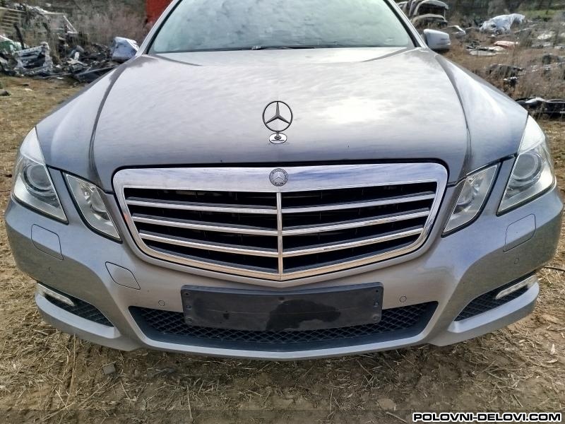 Mercedes  E Delovi  Kompletan Auto U Delovima