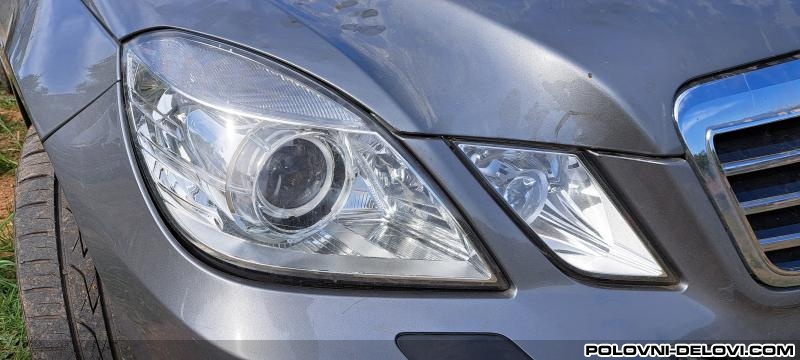 Mercedes  E Desni Far W212 Svetla I Signalizacija