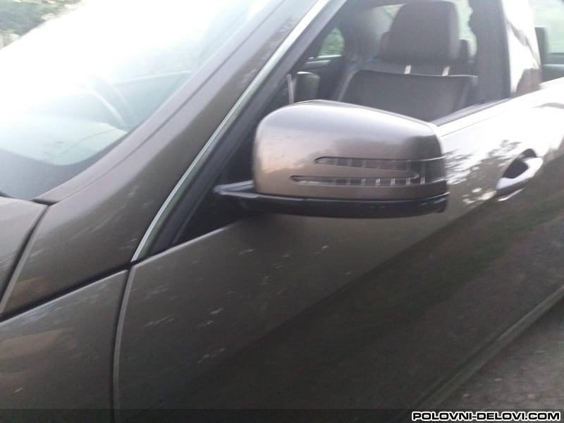 Mercedes  E E200 W212 Kompletan Auto U Delovima
