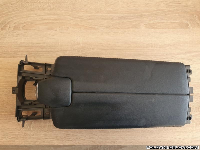 Mercedes  E  Enterijer