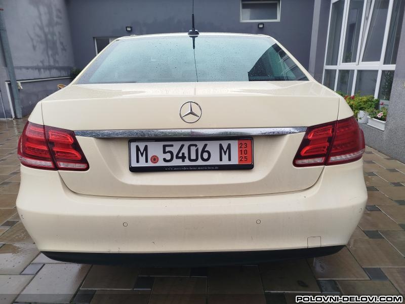 Mercedes  E Gepek Vrata Karoserija
