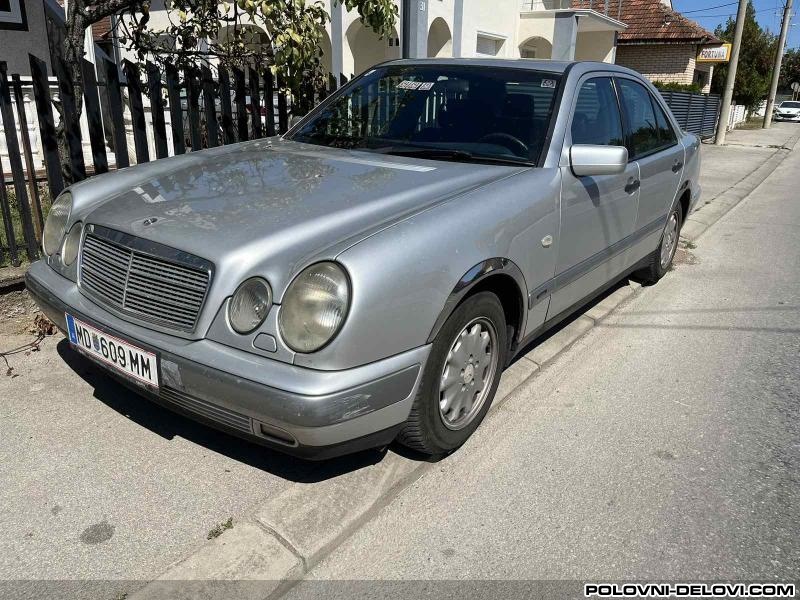 Mercedes  E  Motor I Delovi Motora