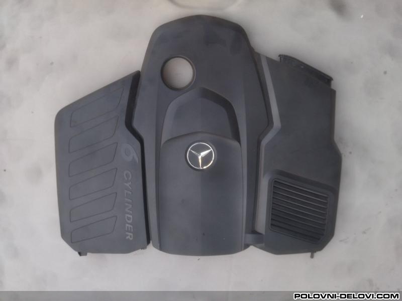 Mercedes  E Poklopac Na Motoru  Razni Delovi