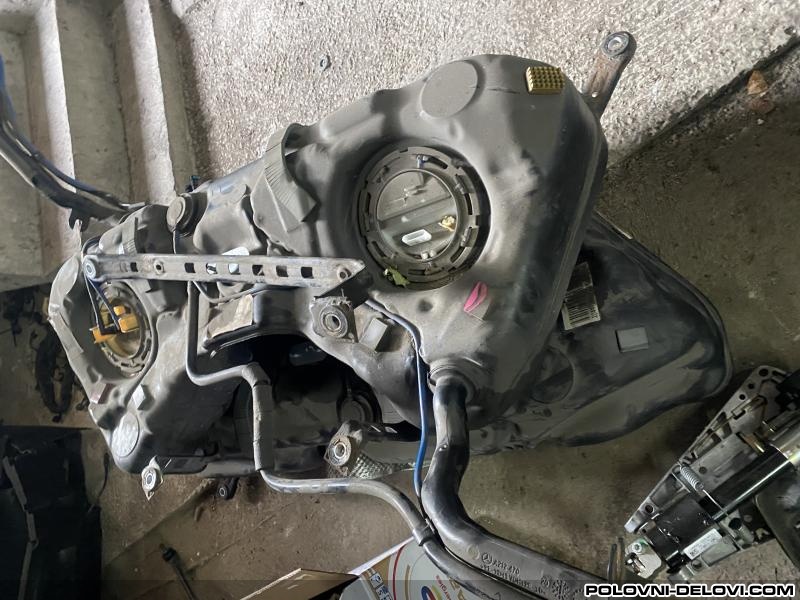 Mercedes  E Rezervoar  Elektrika I Paljenje