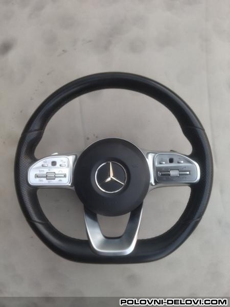Mercedes  E Volan W213 Enterijer