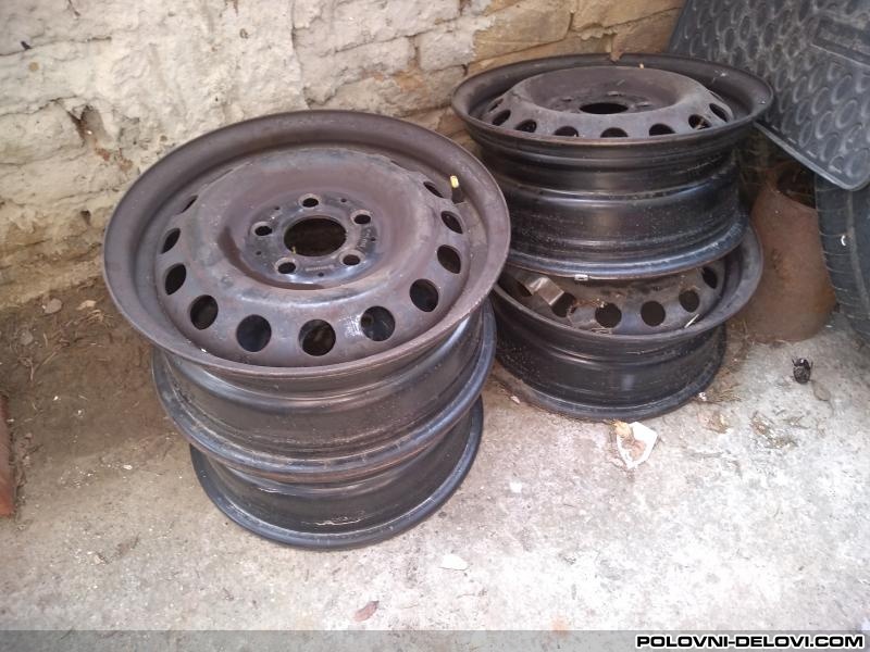 Mercedes Felne.  6j 15 Karoserija