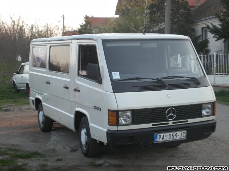 Mercedes MB 100D Enterijer