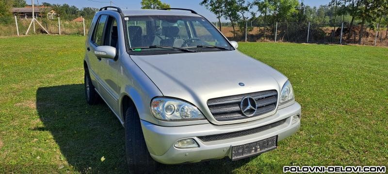 Mercedes  ML 270 Cdi Delovi  Karoserija