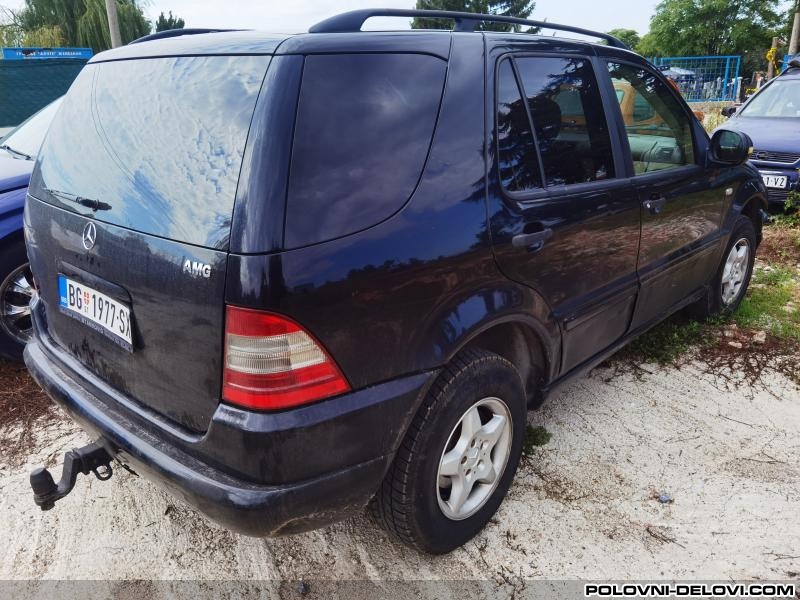 Mercedes  ML 320  Enterijer