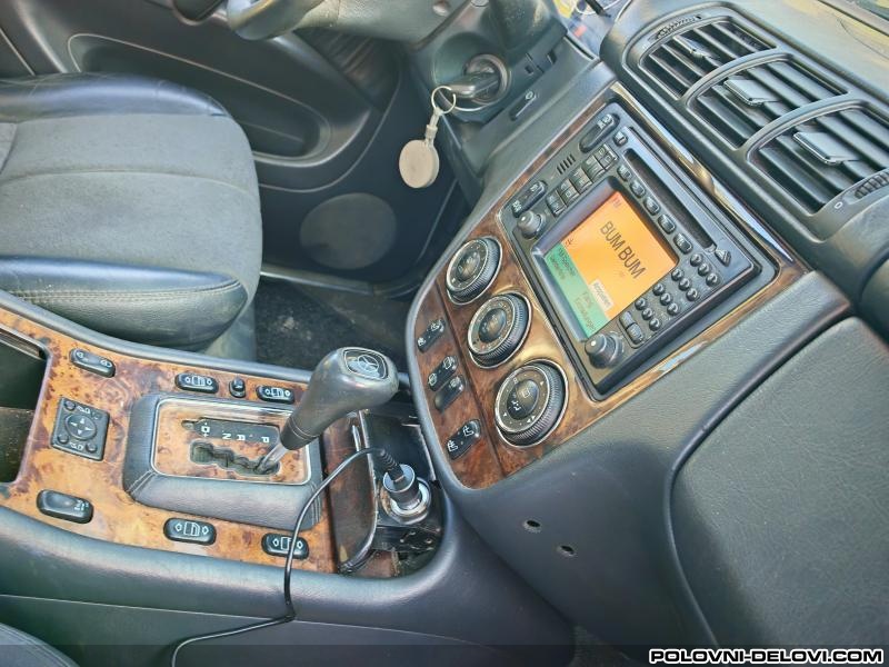 Mercedes  ML  Enterijer
