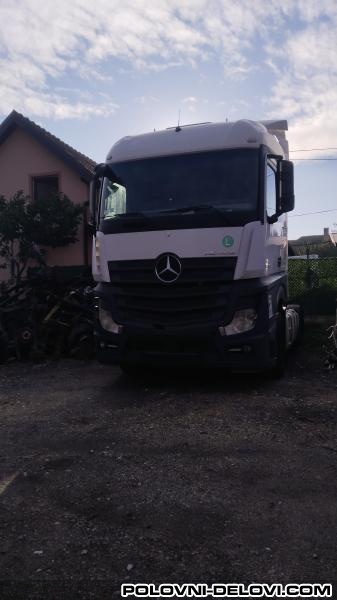 Mercedes MP4 Menjač i Delovi Menjača
