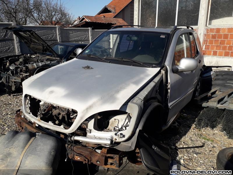 Mercedes  S  Kompletan Auto U Delovima