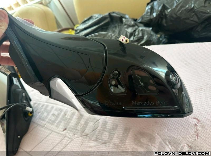 Mercedes  S RETROVIZORI Karoserija