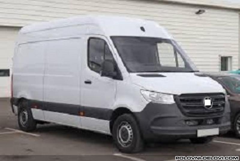 Mercedes  Sprinter 18- NOVO NAVEDENO Svetla I Signalizacija