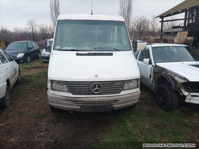 Mercedes  Sprinter 208 Karoserija