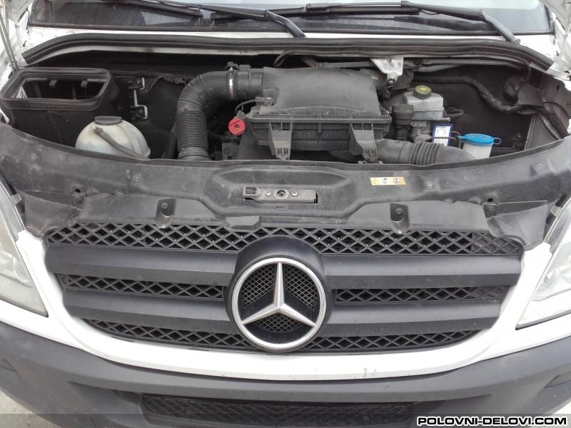 Mercedes Sprinter 311 Kompletan Auto U Delovima