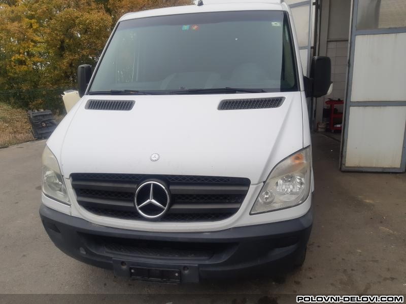 Mercedes  Sprinter Cdi Kompletan Auto U Delovima