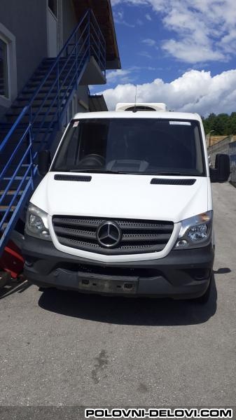 Mercedes Sprinter  Kompletan Auto U Delovima