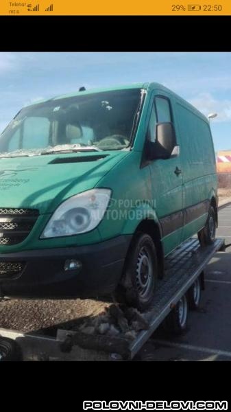 Mercedes  Sprinter  Kompletan Auto U Delovima