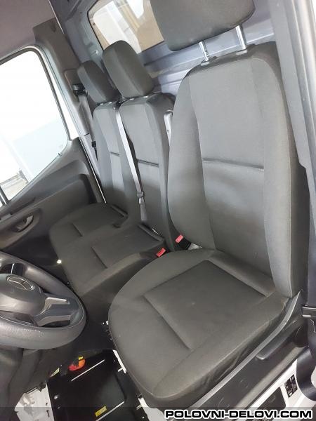 Mercedes  Sprinter Sedista W907 W910 Enterijer