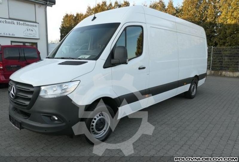 Mercedes  Sprinter W907 Kompletan Auto U Delovima