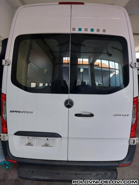 Mercedes  Sprinter Zadnja Vrata W906 Karoserija