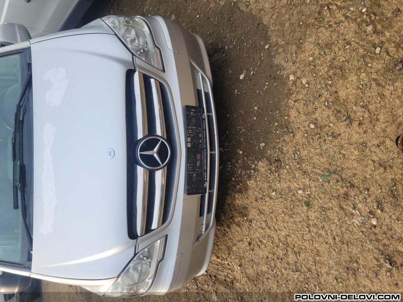 Mercedes  Vito 111cdi Kompletan Auto U Delovima