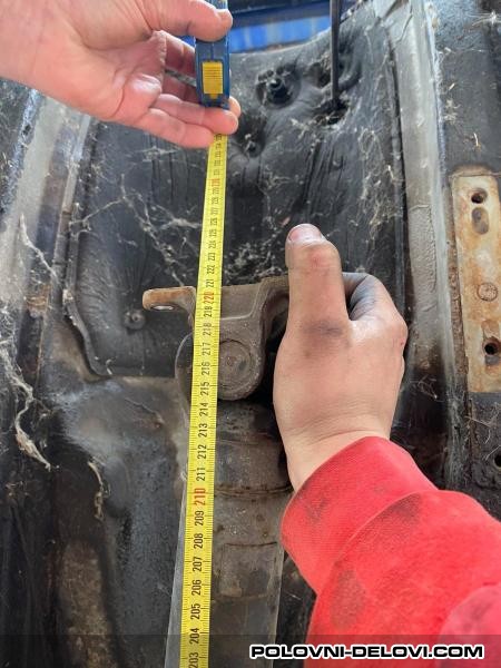 Mercedes  Vito W 639 Menjac I Delovi Menjaca