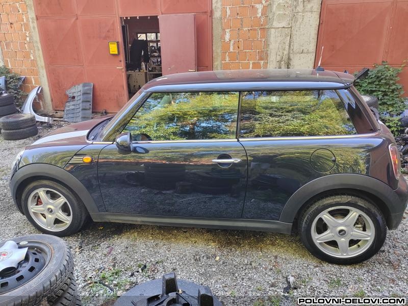 Mini  Cooper 1.6 Turbo 128kw Kompletan Auto U Delovima