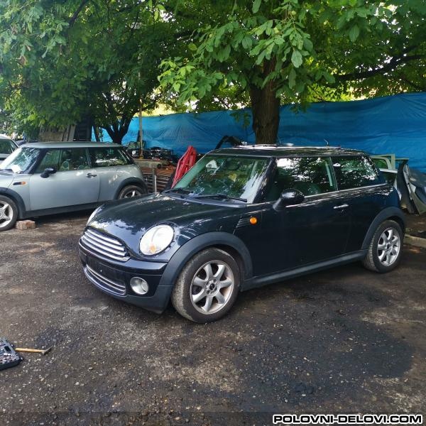 Mini  Cooper 1.6. R56 Kompletan Auto U Delovima