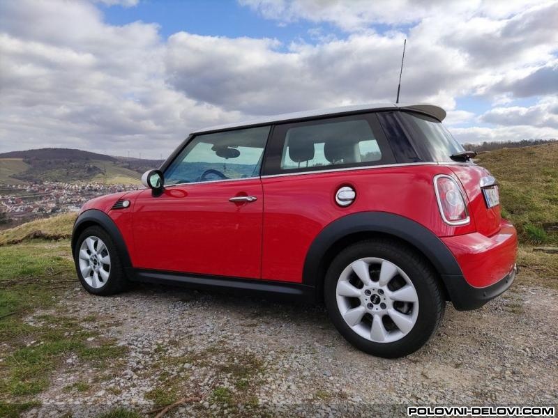 Mini  Cooper 1.6b Kompletan Auto U Delovima