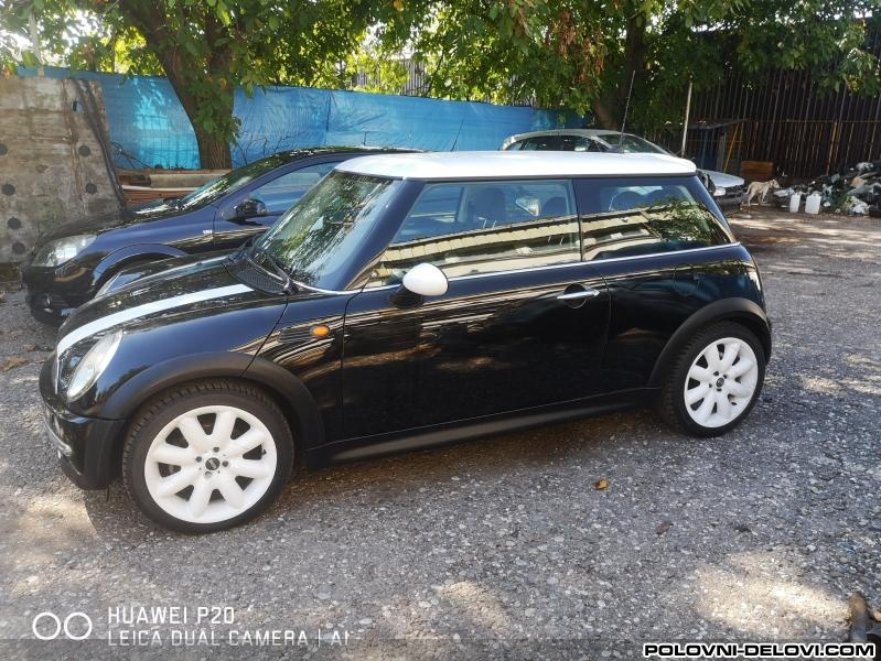 Mini  Cooper 1.6b Kompletan Auto U Delovima