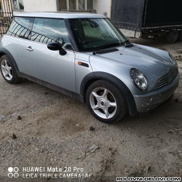 Mini  Cooper 1.6b Kompletan Auto U Delovima