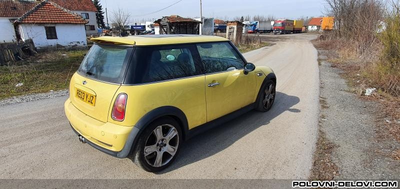 Mini  Cooper 1.6b Kompletan Auto U Delovima