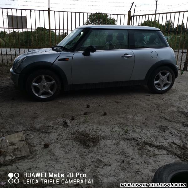 Mini  Cooper 1.6b Kompletan Auto U Delovima